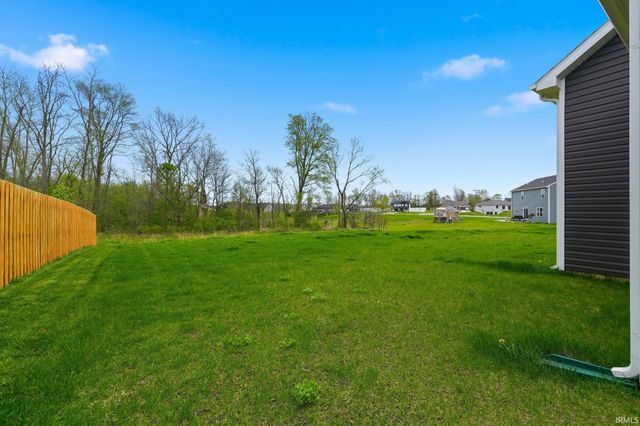 1907 Waynedale Drive, Garrett, IN 46738