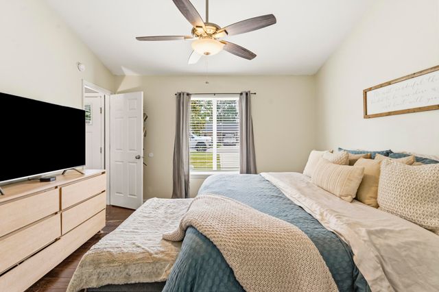 155 Aylesbury Road, Goose Creek, SC 29445