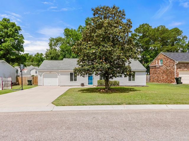 155 Aylesbury Road, Goose Creek, SC 29445