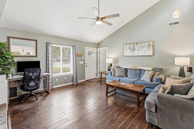 155 Aylesbury Road, Goose Creek, SC 29445