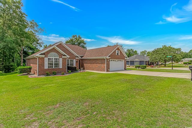 2454 Glen Dr., Little River, SC 29566