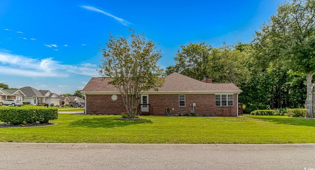 2454 Glen Dr., Little River, SC 29566