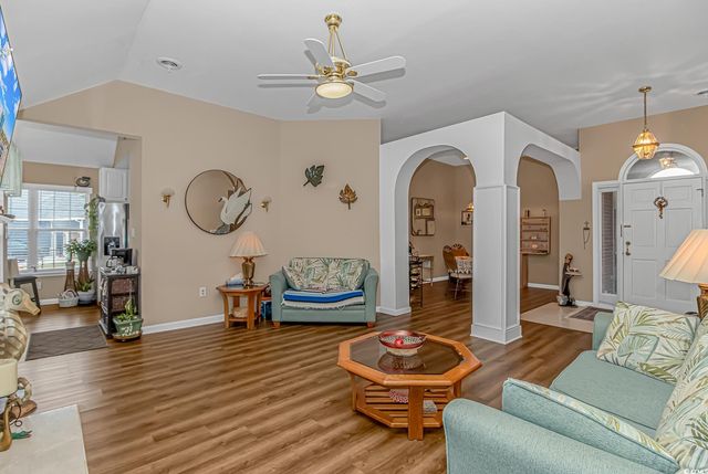 2454 Glen Dr., Little River, SC 29566