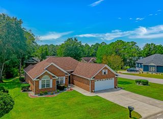 2454 Glen Dr., Little River, SC 29566