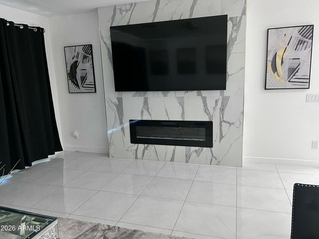 7616 W BERRIDGE Lane, Glendale, AZ 85303