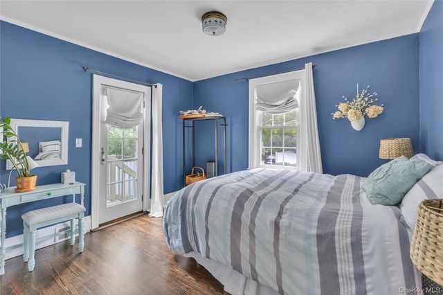 44 Cedar Valley Lane, Huntington, NY 11743