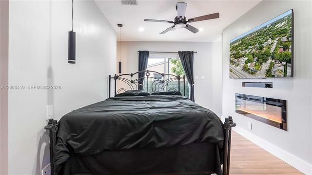 817 NW 17th Street, Fort Lauderdale, FL 33311