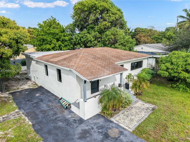 817 NW 17th Street, Fort Lauderdale, FL 33311