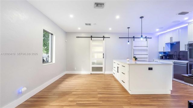 817 NW 17th Street, Fort Lauderdale, FL 33311