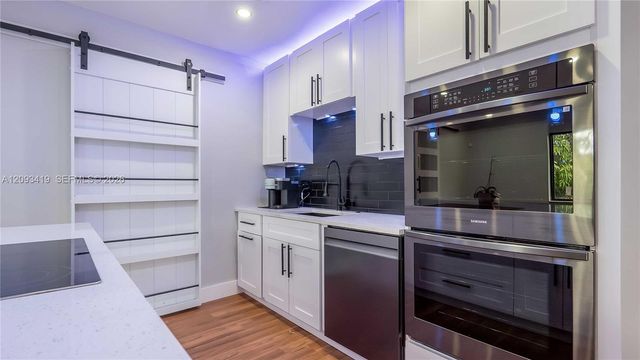 817 NW 17th Street, Fort Lauderdale, FL 33311