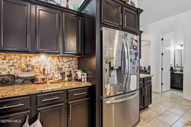 13681 Mill Hill Court, Horizon City, TX 79928