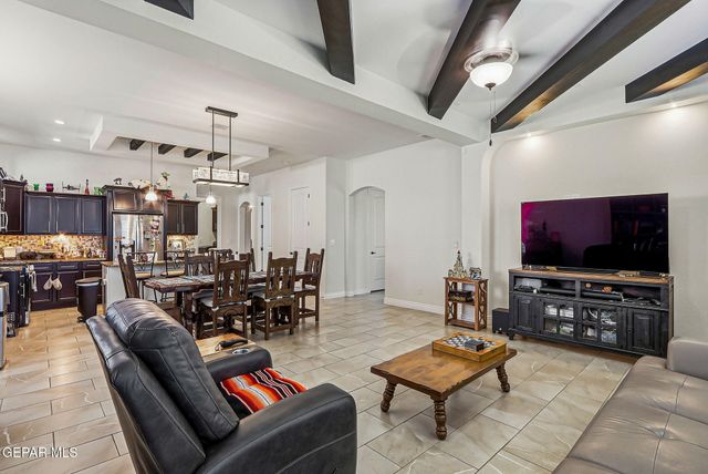 13681 Mill Hill Court, Horizon City, TX 79928