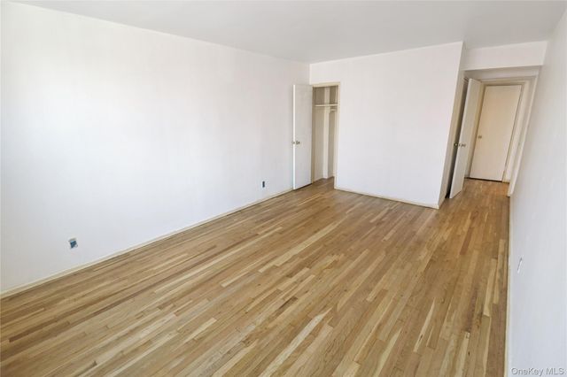 4125 Kissena Boulevard 5HH, Flushing, NY 11355