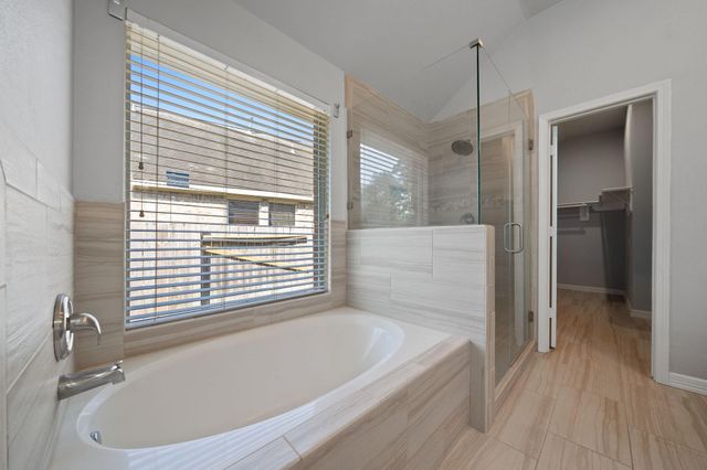146 S Star Ridge Circle, The Woodlands, TX 77382