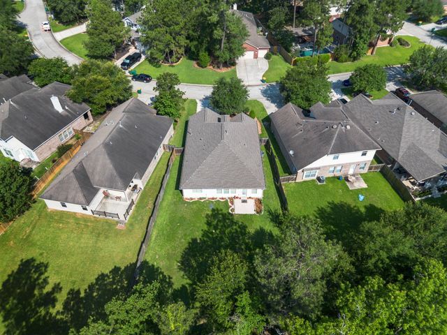146 S Star Ridge Circle, The Woodlands, TX 77382