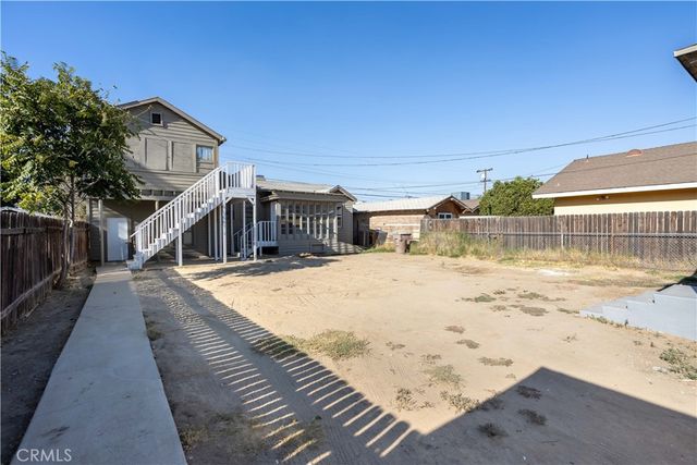 1814 3rd Street, Bakersfield, CA 93304