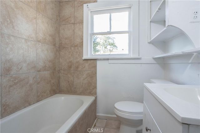 1814 3rd Street, Bakersfield, CA 93304