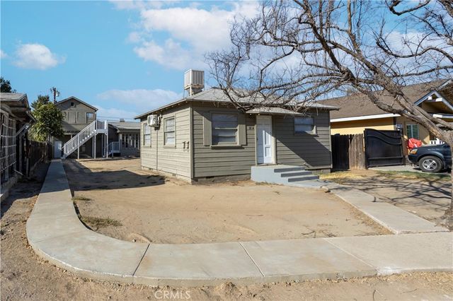 1814 3rd Street, Bakersfield, CA 93304