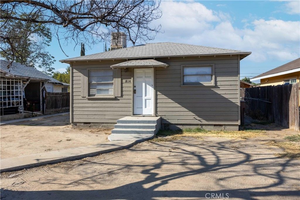 1814 3rd Street, Bakersfield, CA 93304