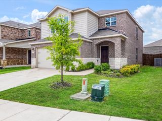 405 Glendale Road, Van Alstyne, TX 75495