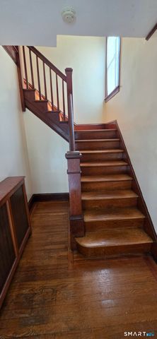 23 Sharon Street 2, Hartford, CT 06112