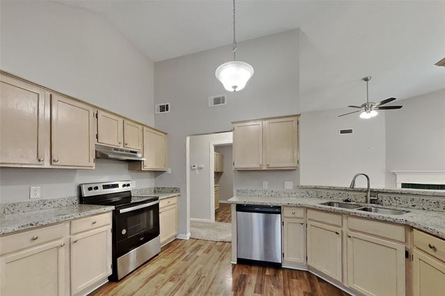 1745 Fay Drive, Conroe, TX 77301