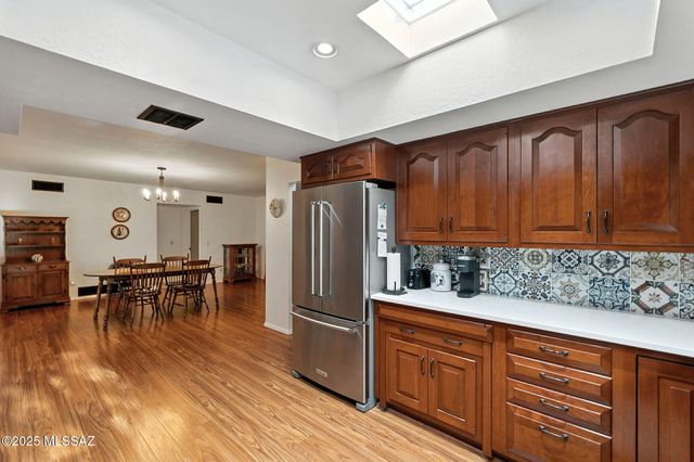 6732 E Calle Cadena, Tucson, AZ 85715