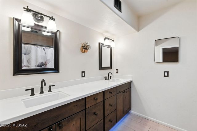 6732 E Calle Cadena, Tucson, AZ 85715