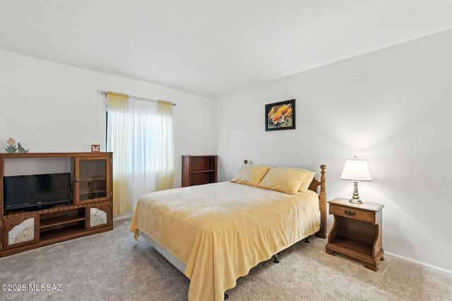 6732 E Calle Cadena, Tucson, AZ 85715