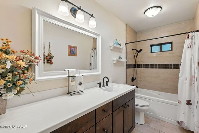 6732 E Calle Cadena, Tucson, AZ 85715