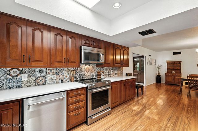 6732 E Calle Cadena, Tucson, AZ 85715