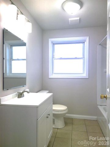 223 Dakota Street, Charlotte, NC 28216