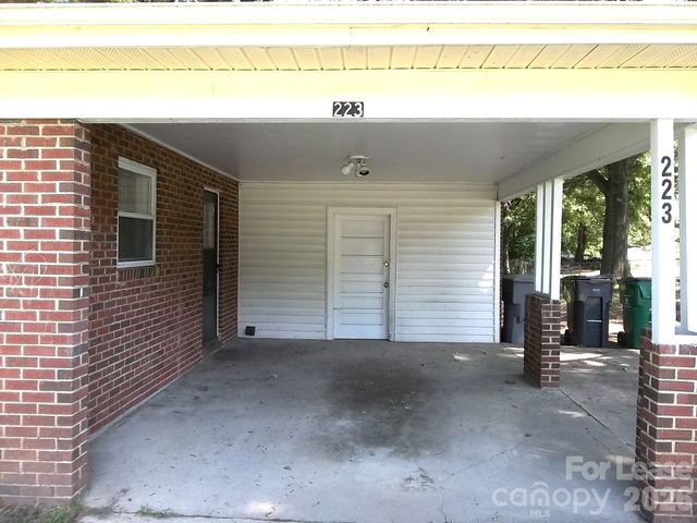 223 Dakota Street, Charlotte, NC 28216