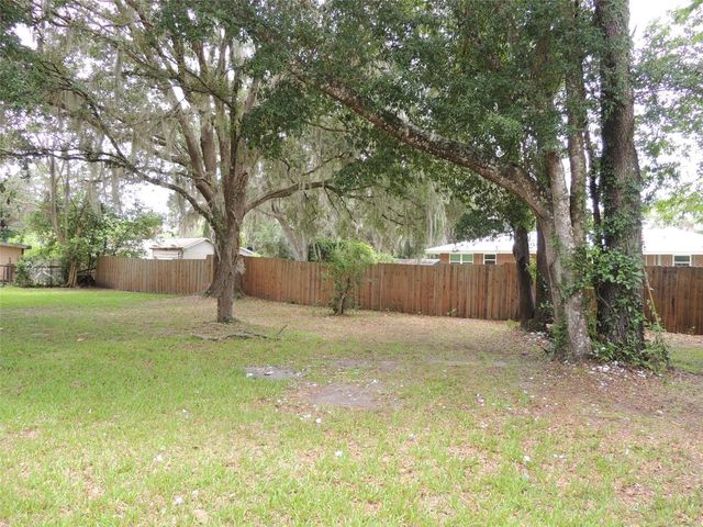 330 SE 6TH STREET, Williston, FL 32696