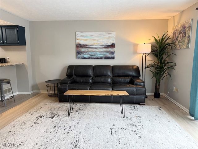 915 Sturbridge Drive, Medina, OH 44256