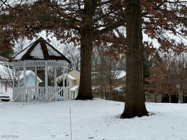 915 Sturbridge Drive, Medina, OH 44256