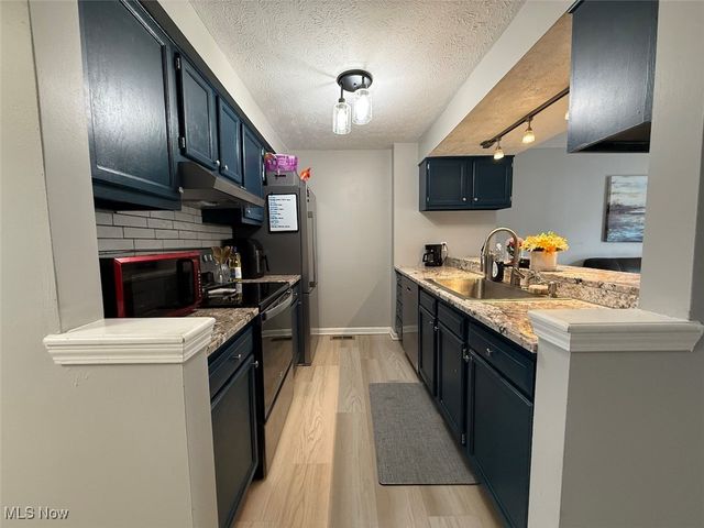 915 Sturbridge Drive, Medina, OH 44256