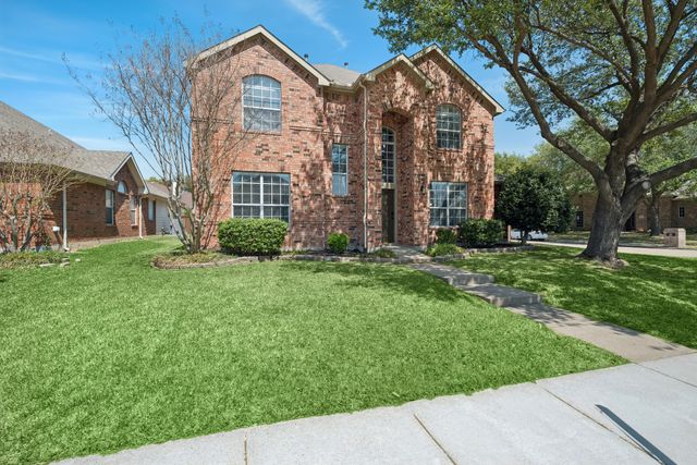 5500 Dark Forest Drive, Mckinney, TX 75070