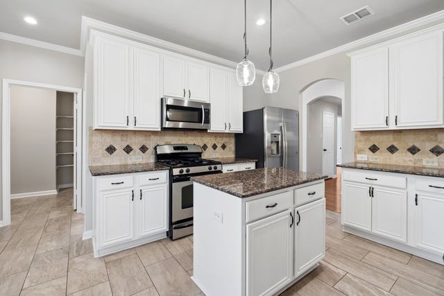 5500 Dark Forest Drive, Mckinney, TX 75070