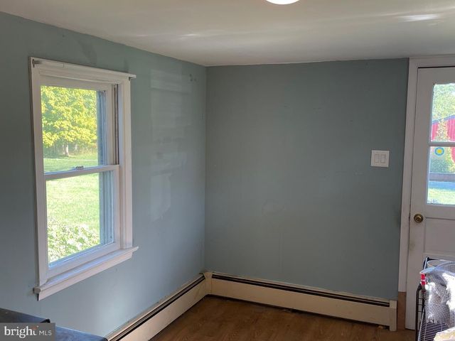 1410 LONGFORD RD, Collegeville, PA 19426