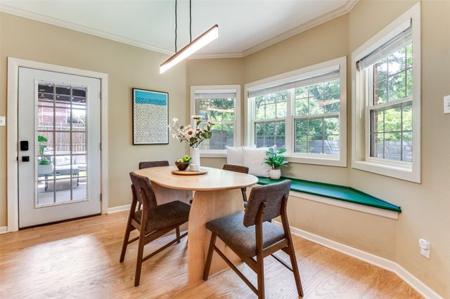 9727 Vinewood Drive, Dallas, TX 75228