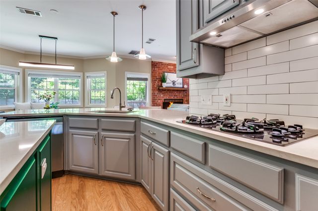 9727 Vinewood Drive, Dallas, TX 75228