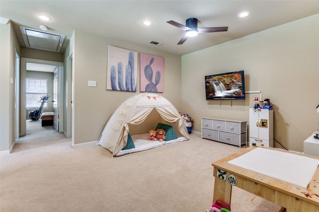 9727 Vinewood Drive, Dallas, TX 75228