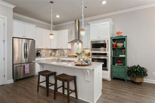 5920 Mitchell Street, Flowery Branch, GA 30542