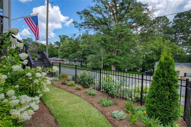 5920 Mitchell Street, Flowery Branch, GA 30542