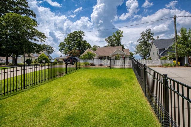 5920 Mitchell Street, Flowery Branch, GA 30542