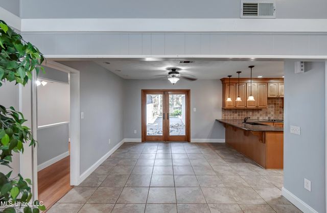 126 Plum Tree Road, Brandon, MS 39047