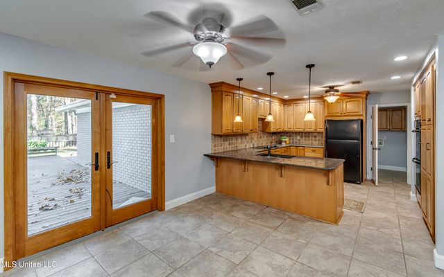 126 Plum Tree Road, Brandon, MS 39047