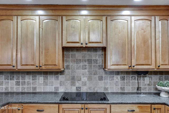 126 Plum Tree Road, Brandon, MS 39047