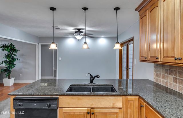 126 Plum Tree Road, Brandon, MS 39047